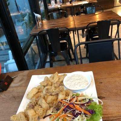 บัทเทอรี่ คาเฟ่