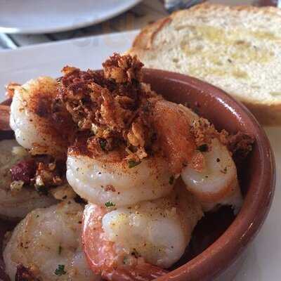 ไวน์คอนเนคชั่น - เดอะ พาซิโอ พาร์ค กาญจนาภิเษก