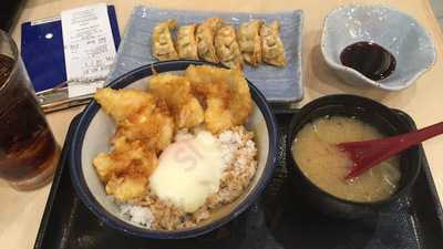 ไอซ์ มาเนีย สาขา เซนทรัลพลาซ่า ปิ่นเกล้า