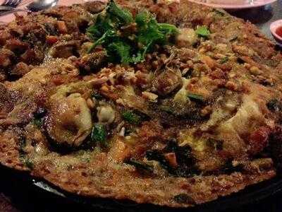 ร้านอาหาร ส้มตำเมืองทอง