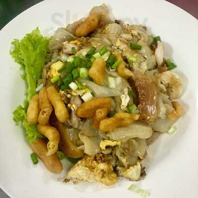 เจ๊แปง สุกี้ คั่วไก่