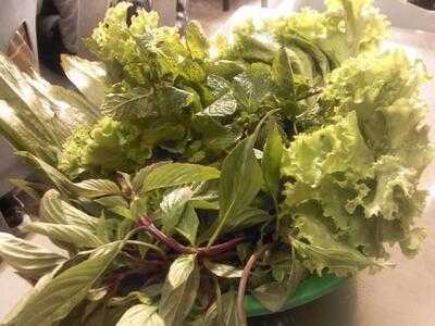 ร้านอาหาร แหนมเนืองป้าเก๋