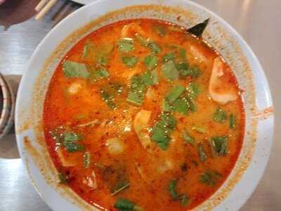 แสงชัยโภชนา