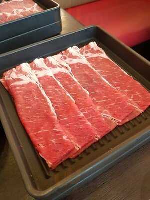 โม โม พาราไดซ์