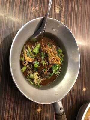 ก๋วยเตี๋ยวเรือท่าสยาม