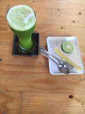 รัสยานารีทรีตท์คาเฟ่