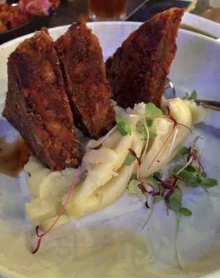 เอสสามสิบสามบายสิงห์