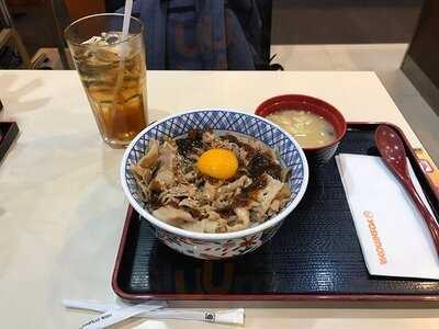 โยชิโนยะ สาขา เทอมินอล 21