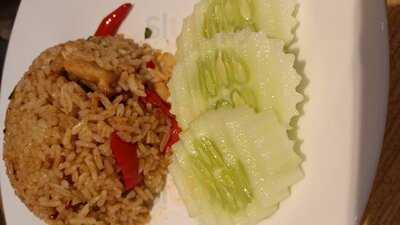 ร้านอาหาร โกโก