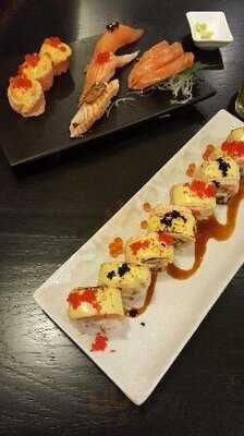 Sushi Den Silom Complex