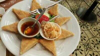 มันนาไทยเรสเตอรองท์