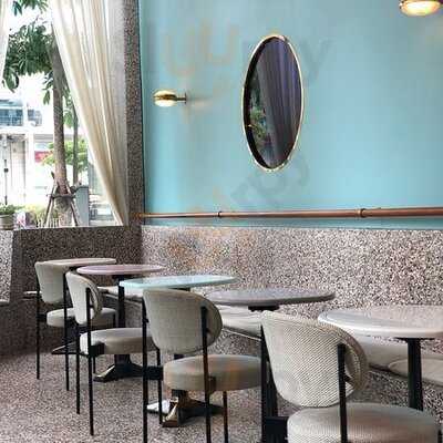 บอยย์ คาเฟ่