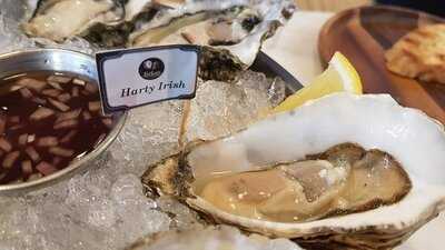 Belon Oysters & Raw Bar