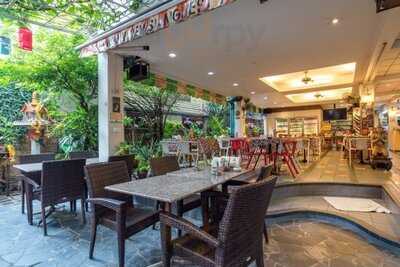 New Siam I Guest House Restaurant