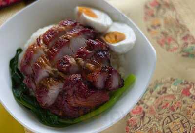 โกลเด้น โบวล์