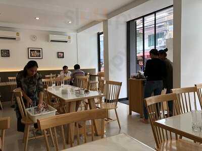 กะเพราคุณพ่อ