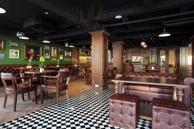 Millionaire Club & Bistro​