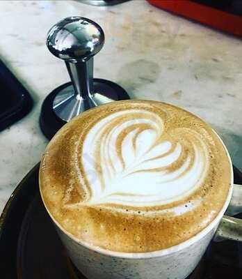 คาฟเฟ่ฟิฟตี้ บาย วายฟิฟตี้