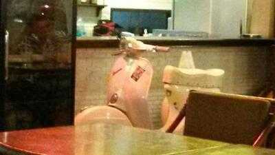 Sidewalk Café Rajchadamnoen