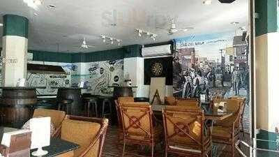 Sidewalk Café Rajchadamnoen