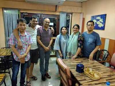 Mom's Restaurant & Guest House