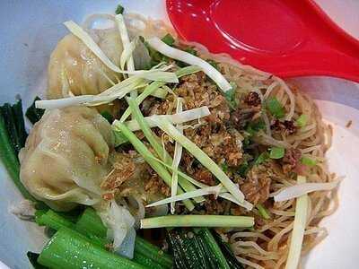 ร้านอาหาร มารีน่า