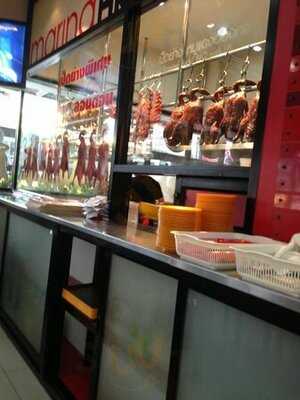 ร้านอาหาร มารีน่า