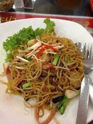 ร้านอาหาร มารีน่า