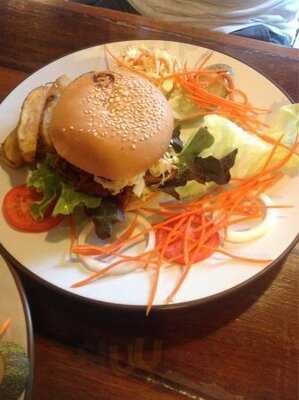 ร้านอาหาร เดอะการาจเบอร์เกอร์แอนด์กริลล์