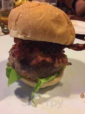 ร้านอาหาร เดอะการาจเบอร์เกอร์แอนด์กริลล์