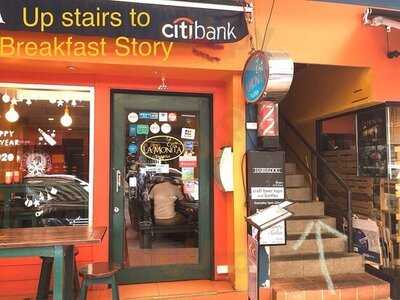 Breakfast Story Phloen Chit