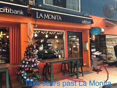 Breakfast Story Phloen Chit