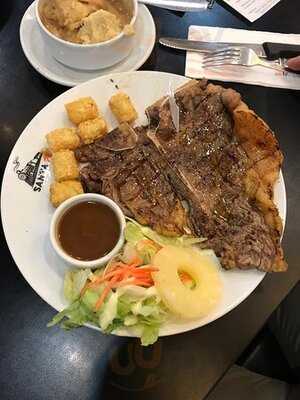 ซานตาเฟ่ สเต๊ก สาขา มาบุญครอง เซ็นเตอร์