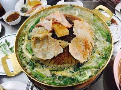 ร้านพลาญชัย บาร์บีคิว