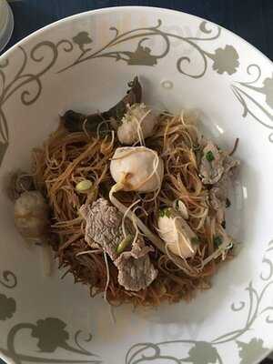 ร้านลูกชิ้นอนามัย