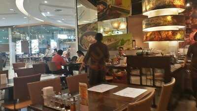 ร้านอาหาร ยำแอนด์ตำ