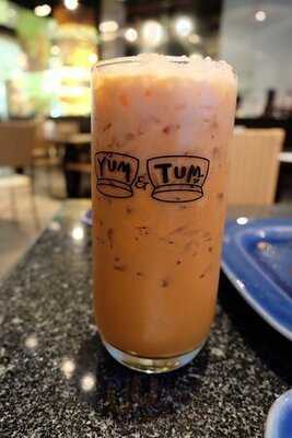 ร้านอาหาร ยำแอนด์ตำ