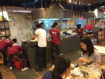 กิน เตี๋ยว กัน