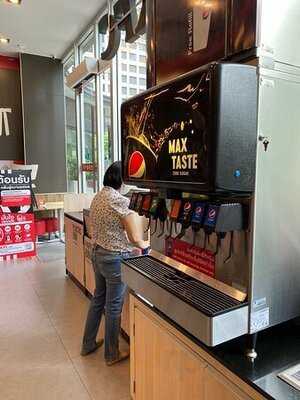 Kfc สาขา ตึกไทม์สแควร์