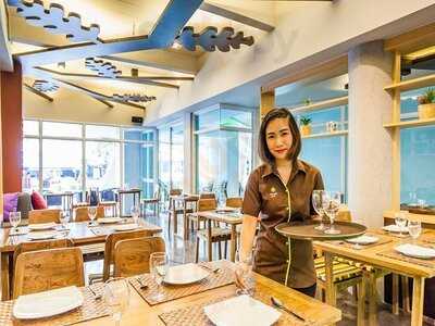 แบล็ค โอ๊ค เรสเตอรองท์