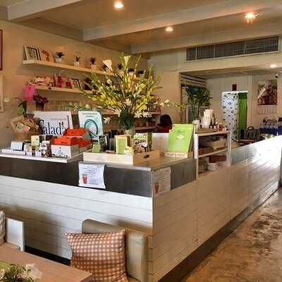 ซาราดะ ออร์เเกนิก คิทเช่น