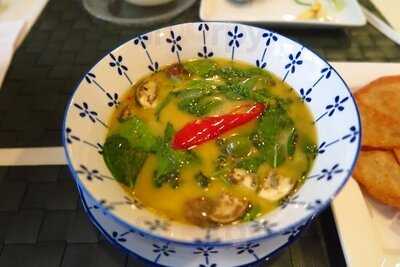 ร้านอาหาร ประพักตร์