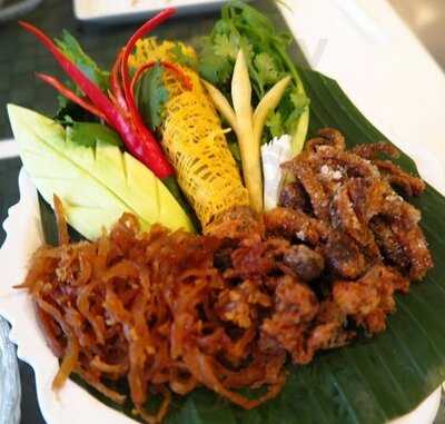 ร้านอาหาร ประพักตร์