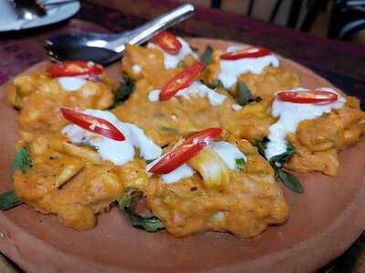 ร้านอาหาร เรือนทอง