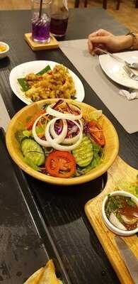 ร้านอาหารนายน์สลัด