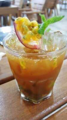 เลมอนเซสท์ คาเฟ่