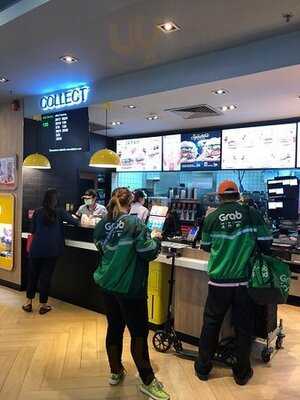 Mcdonald's - Emquartier