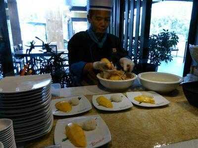 เรทโทรไลฟ์คาเฟ่