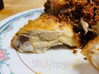 ร้านอาหาร ไก่ทอดเจ๊กี