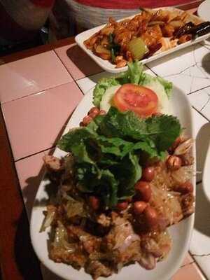 ร้านอาหาร บ้านอาจารย์